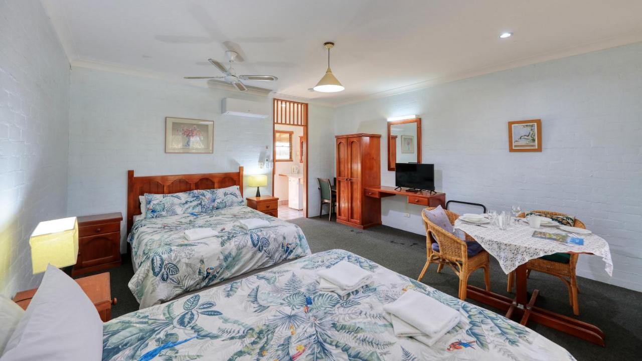 The Vineyard Motel Cowra Exterior photo